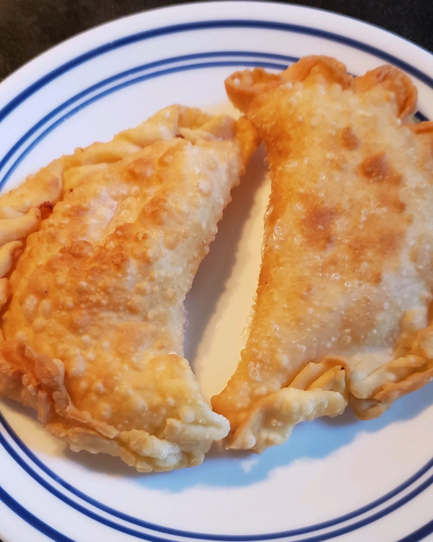 Ecuadorian Empanadas Recipe - Receta Para Empanadas Ecuatorianas by Ana Gallegos-Yavorsky - Mi LegaSi